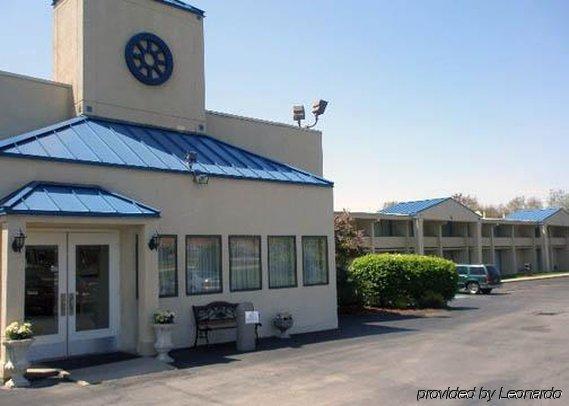 Rodeway Inn Brookville Exterior foto